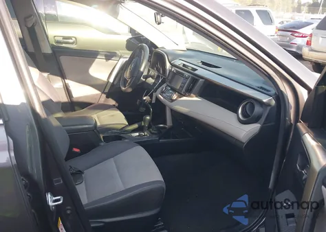 2015 Toyota Rav4 Xle z USA, uszkodzony, nr VIN JTMWFREV1FJ041144